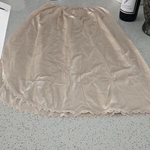 Warner's Tricot 25" Beige M Slip w/ Lace Trim